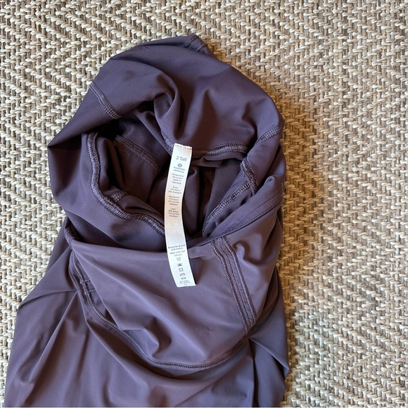 Size 2 TALL Lululemon Athletic Skirt - Picture 3 of 4